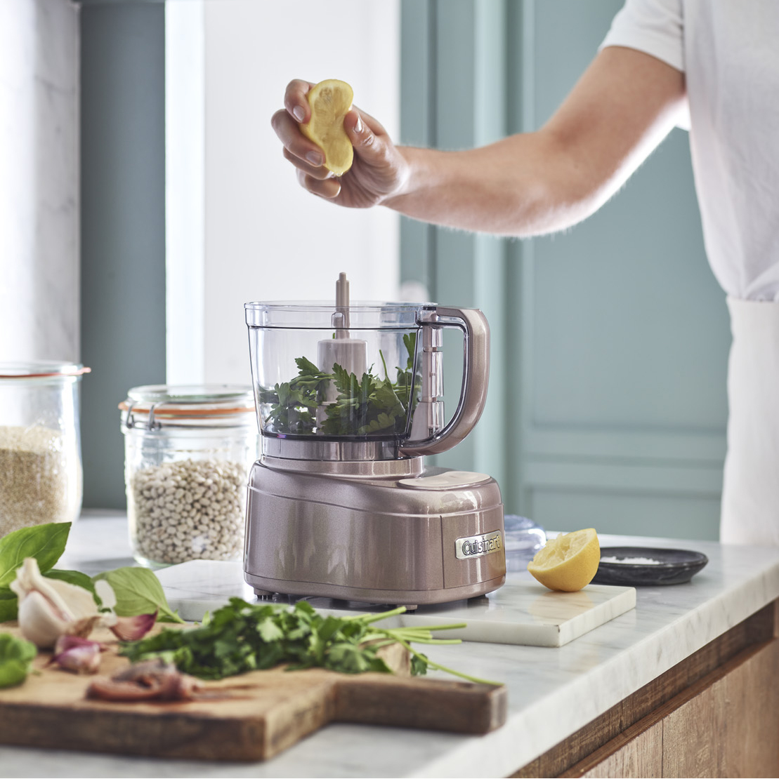 MINI HACHOIR CUISINART 250W ROSE ﻿ Sache maison et déco vente en